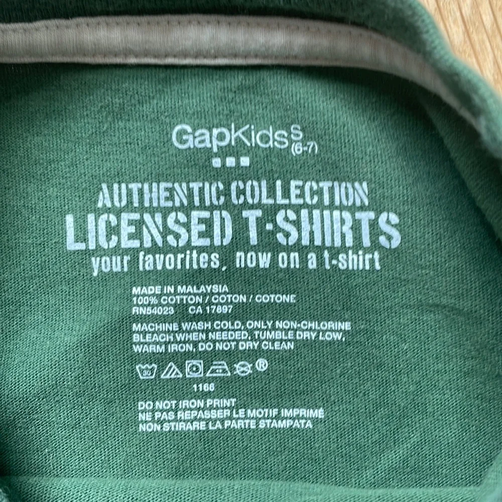 GAP Kids & FORTNITE T-Shirt Bundle - size small & medium